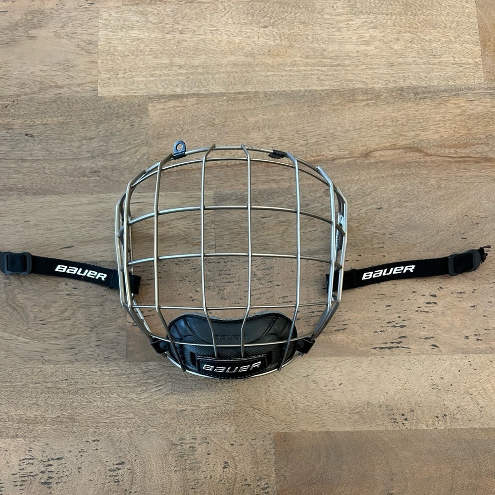 Bauer Hockey Helmet Cage Size M